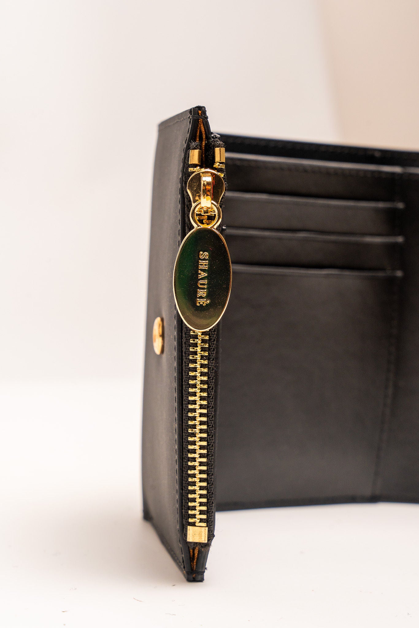 eco friendly designer
wallet